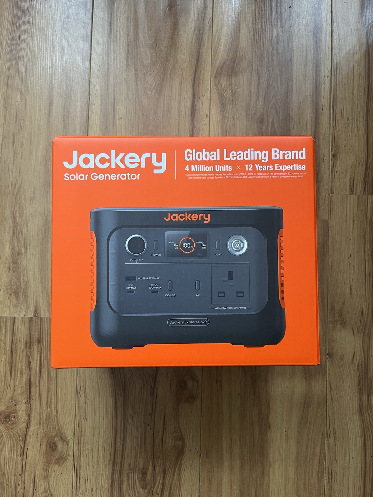 Jackery Explorer 240