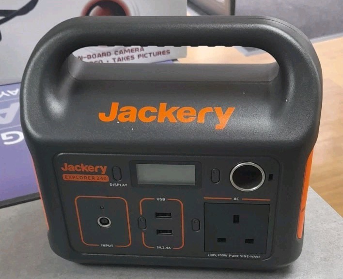 Jackery Explorer 240