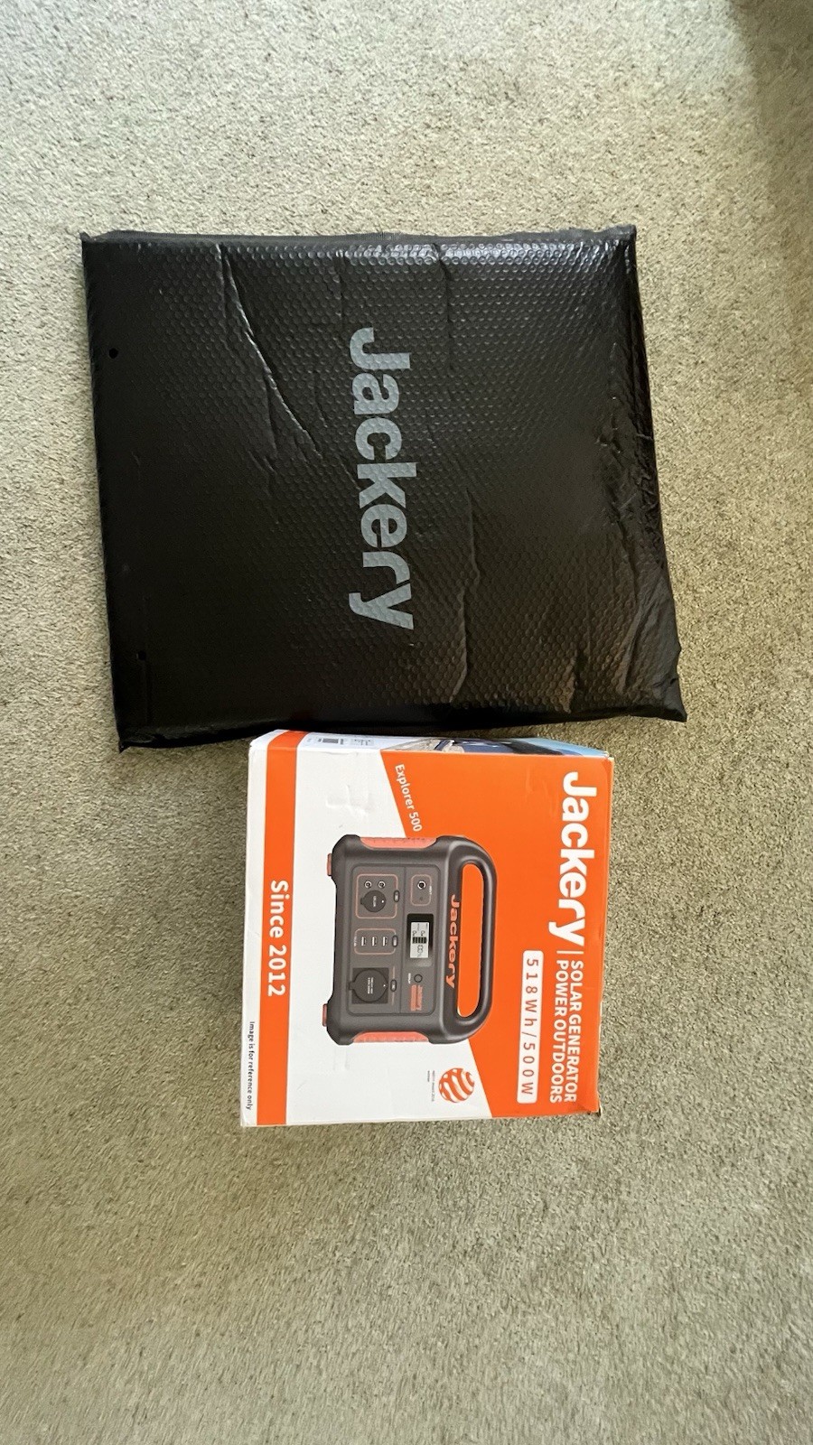 JACKERY EXPLORER 500 PORTABLE POWER STATION WITH 100W SOLARSAGA PANEL