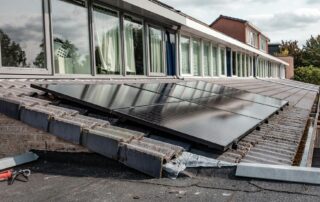 Rooftop solar panels on a modern house, optimizing energy efficiency.